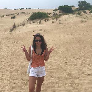 Meet your Posher, Megan